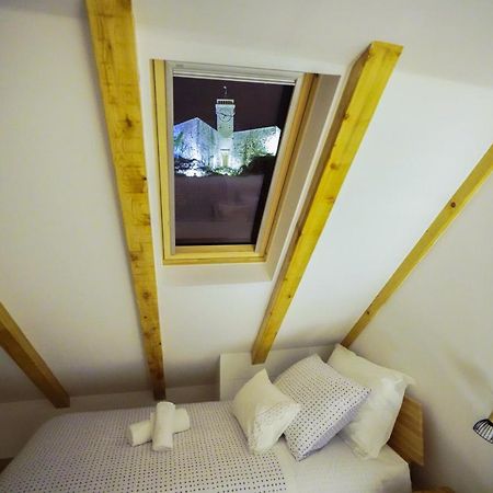 Apartment Ispod Ure Sinj Esterno foto